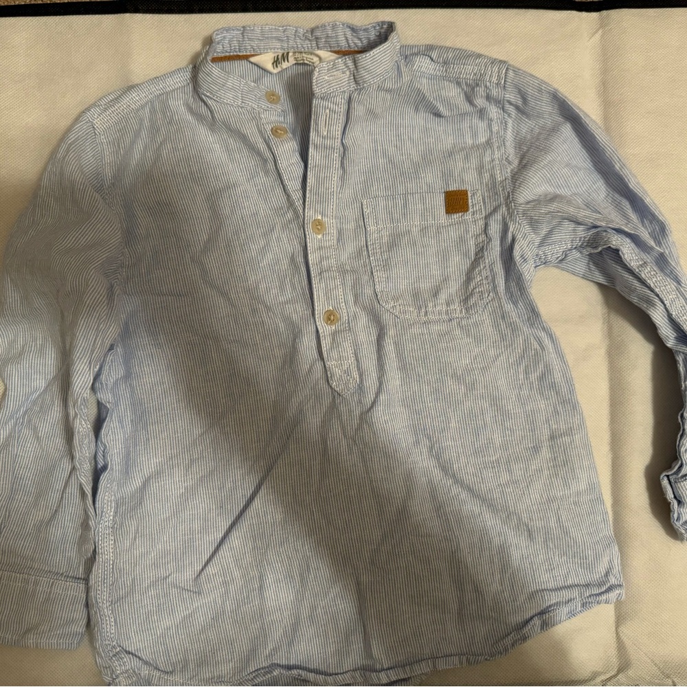 H&M - Boys Size 5 - Dress Shirt